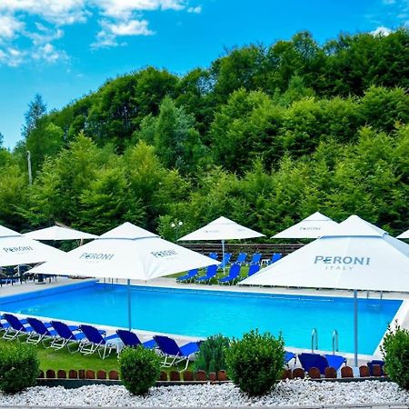 Complex Summertime Hotel Cavnic Luaran gambar